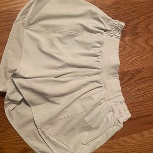 Lululemon Hotty Hot Low Rise Short 4” Ocean Air